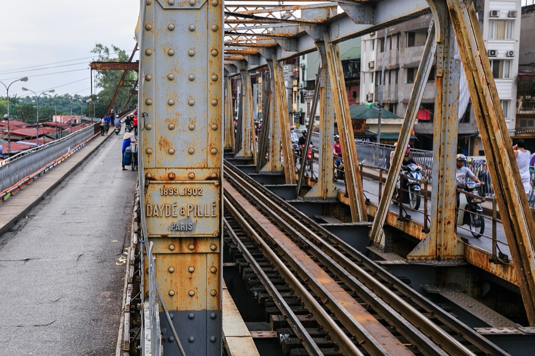 Long Biên bridge over the Red River